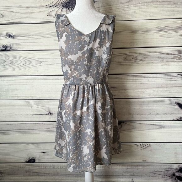 Gap Tan & Grey Patterned Ruffle Neckline A-Line Dress - Picture 5 of 7